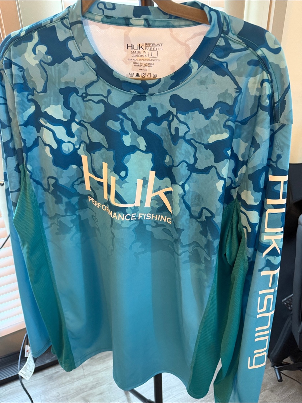 Huk Blue Camo Long Sleeve Performance Fishing Tee